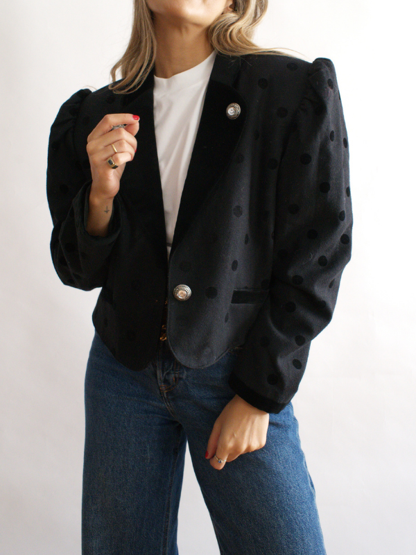Chaqueta austriaca negra con lunares de terciopelo — estilo años 80