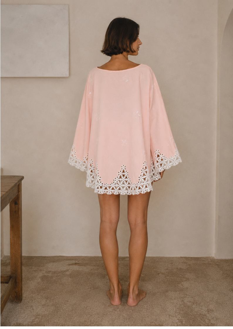 Vestido capa rosa upcycling