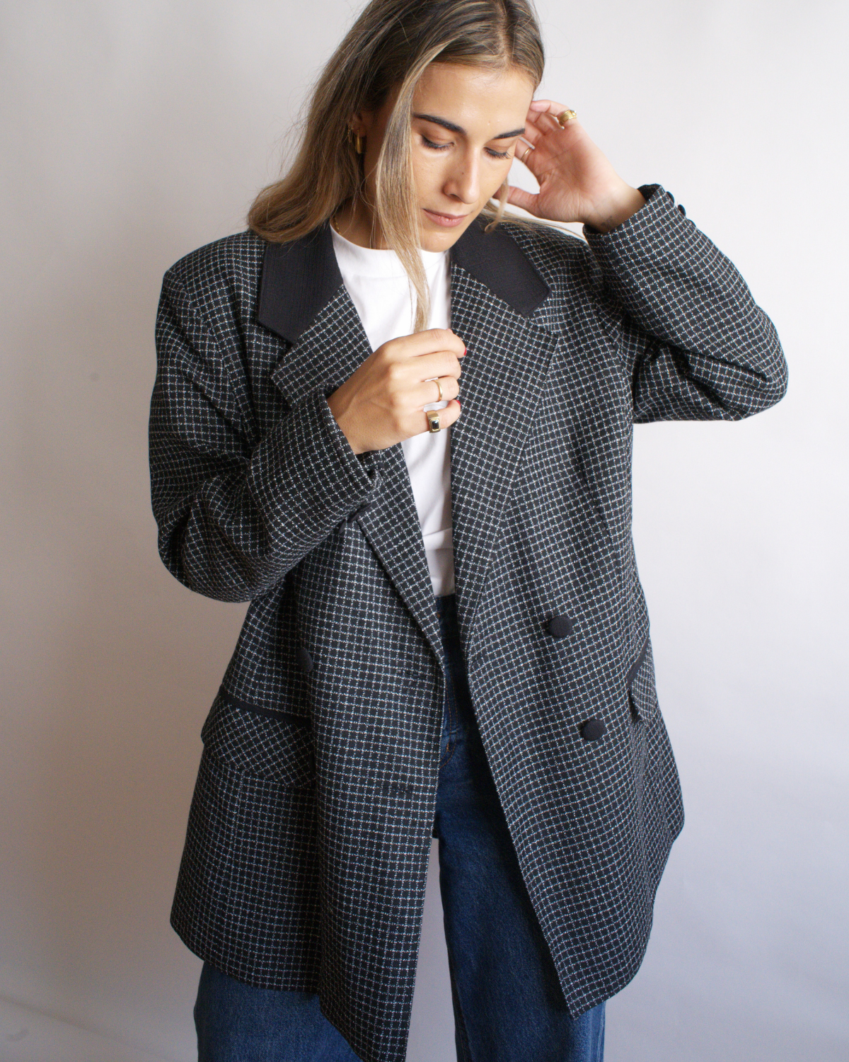 Blazer vintage negro con cuadro fino