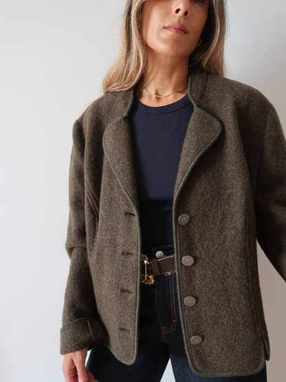 Chaqueta austriaca verde oliva — Lana virgen