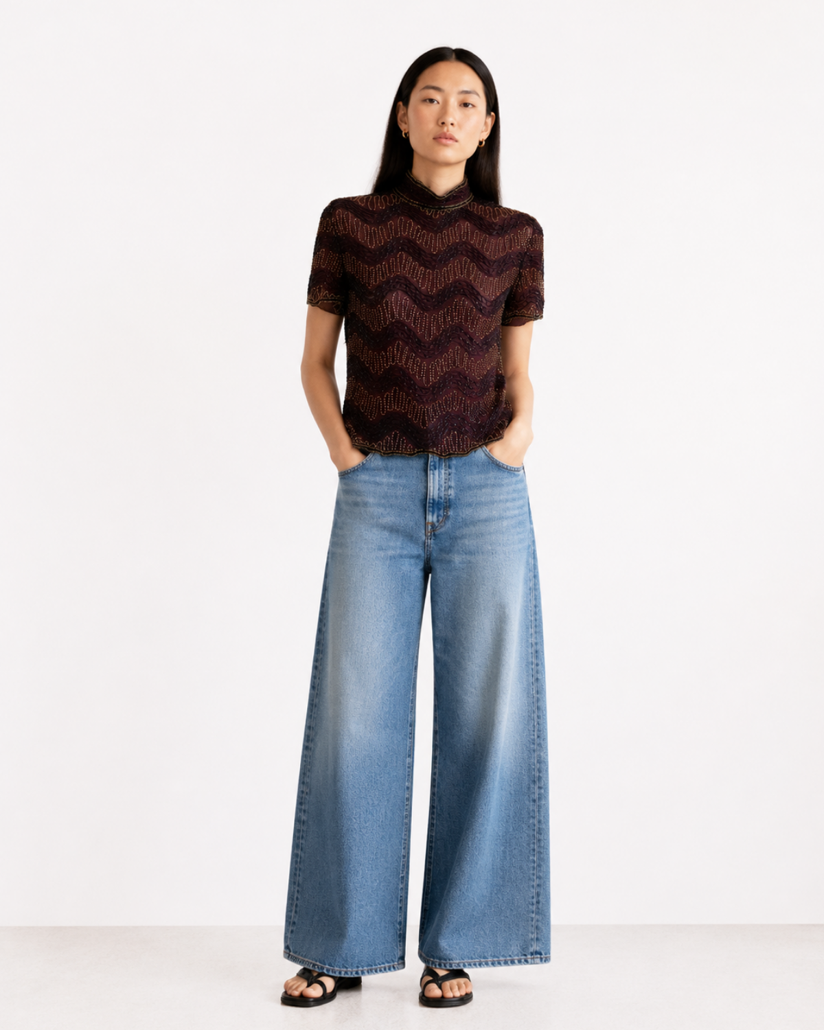 Blusa vintage de seda bordado de piedras