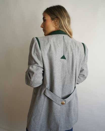 Austriaca bávara Gris y verde