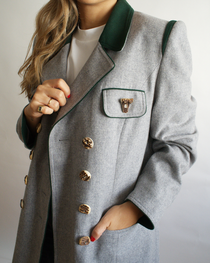 Austriaca bávara Gris y verde