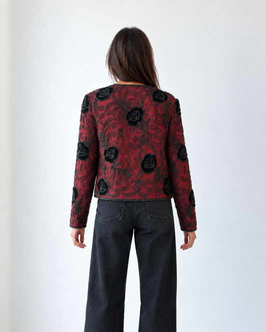 Chaqueta vintage burdeos de seda bordada